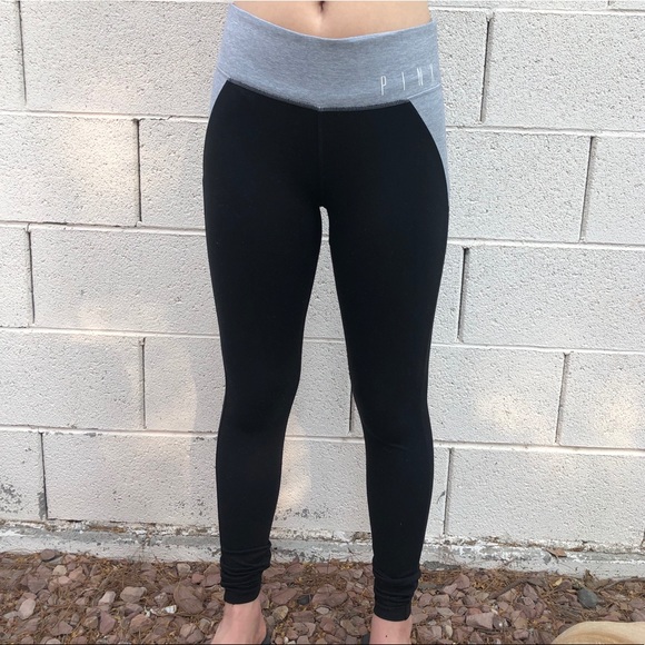 PINK Victoria's Secret Pants - VS PINK Yoga Leggings